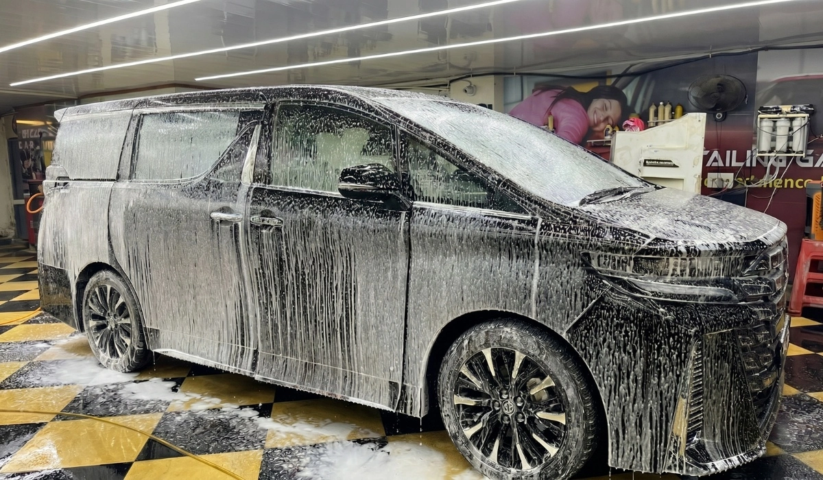 Toyota Vellfire | The Detailing Gang toyota vellfire best car detailing near me