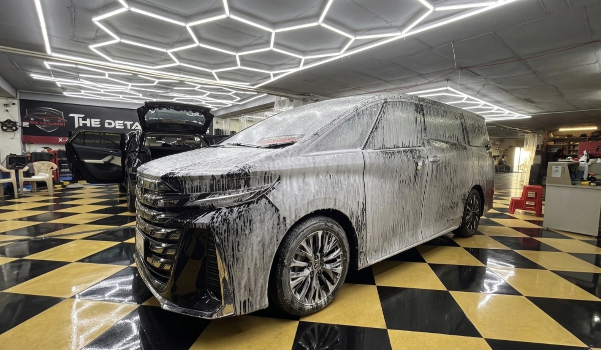 Wash Your Car the Right Way car maintenance tips