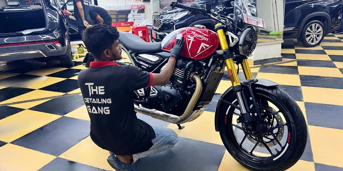 3M Ceramic Coating - Bike 3m ceramic coating applying on bike