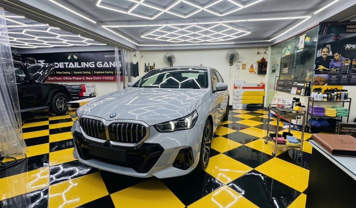 BMW i5 LWB - The Detailing Gang BMW i5 LWB car PPF price in Delhi