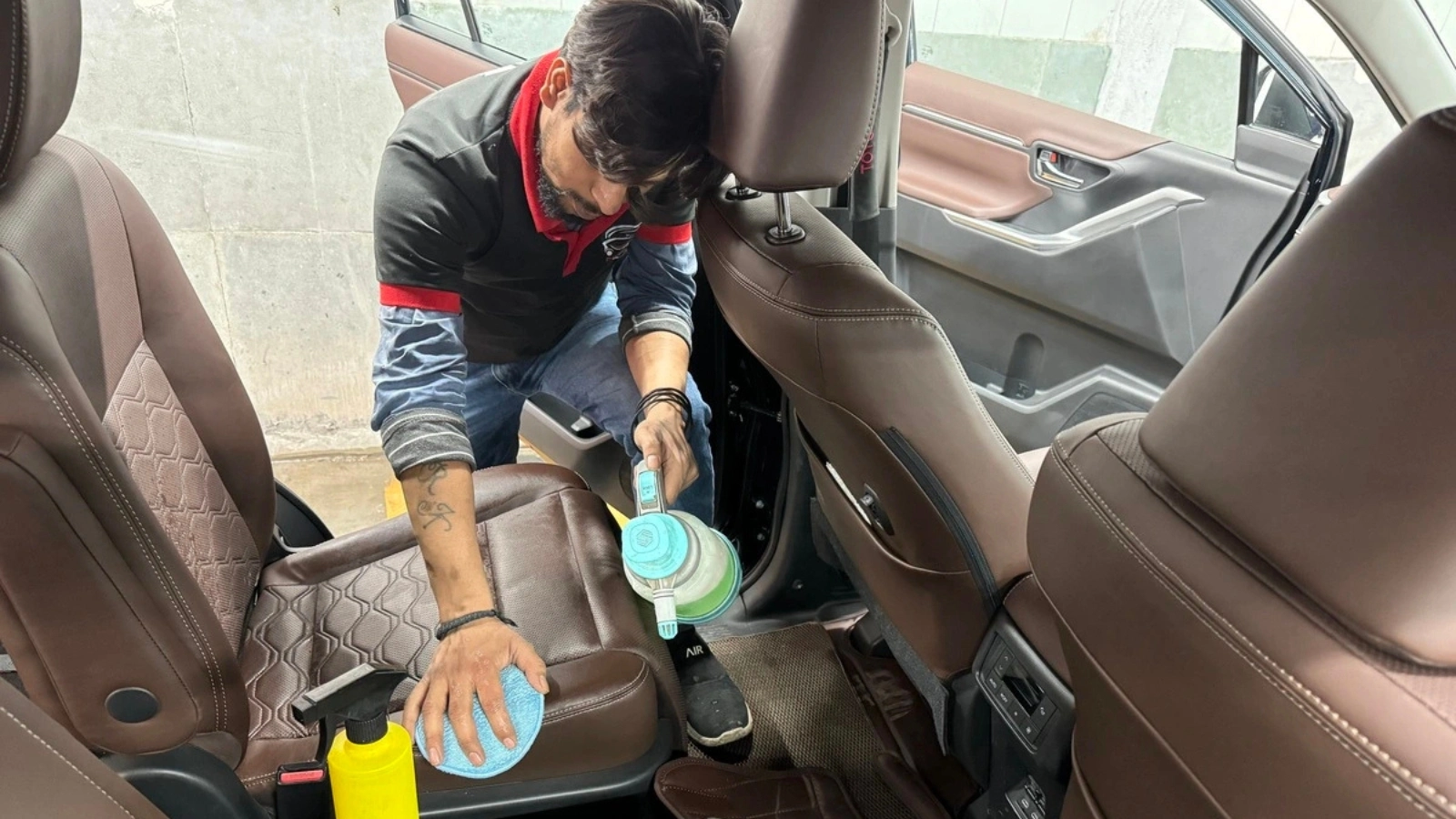 car interior deep cleaning